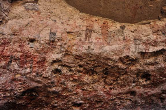 Pinturas rupestres na Sierra de Santa Marta, região de San Ignacio, no deserto Vizcaino (Baja California - México)